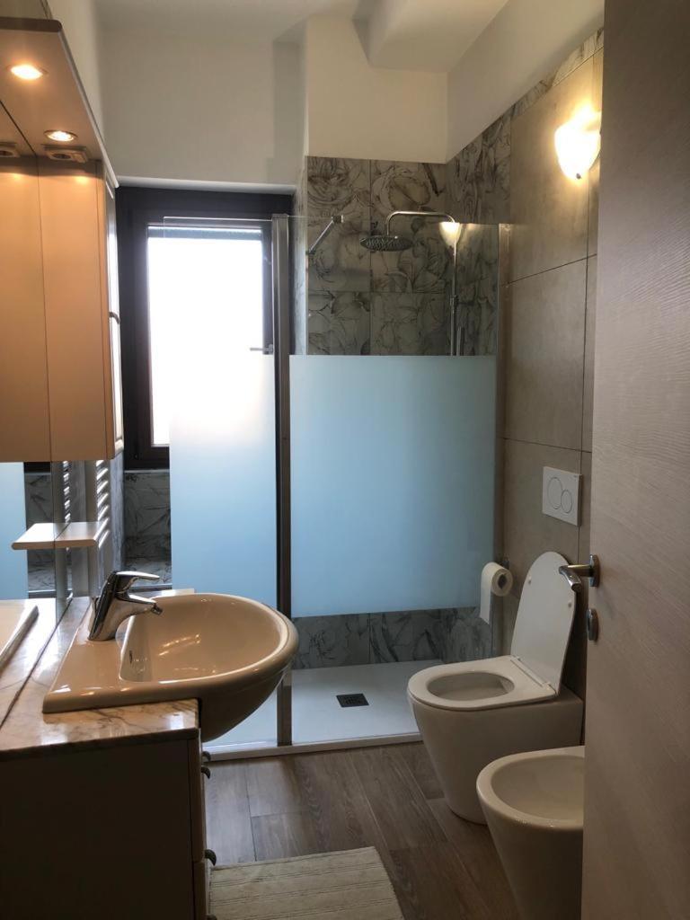 Stanze Private In Villa 都灵 外观 照片